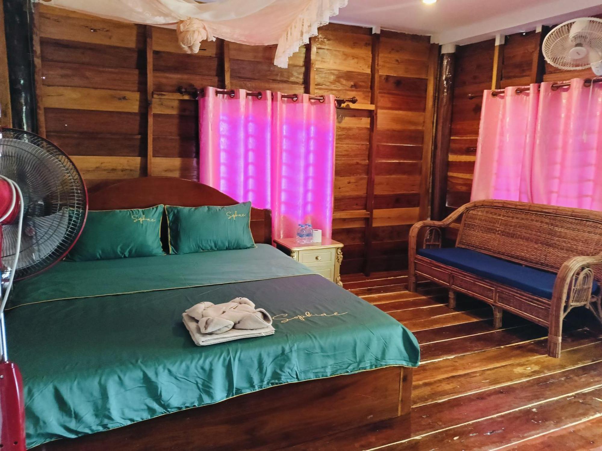 班南简易别墅和餐厅宾馆 Derm Tkov Village 客房 照片